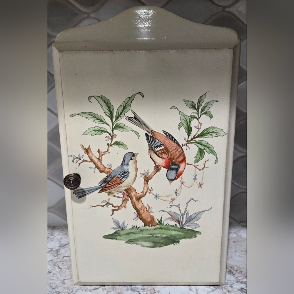 Vintage Bird Key Holder